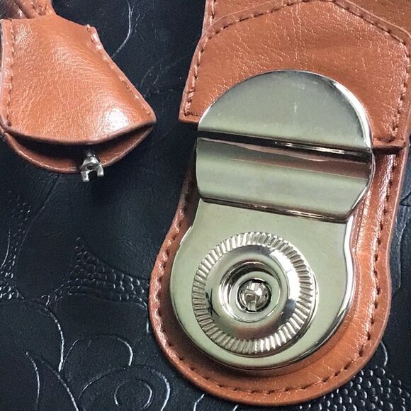 Gigi Hill LA Black Brown Tooled Vegan Leather Extra Large Travel Duffel Tote - Picture 14 of 16